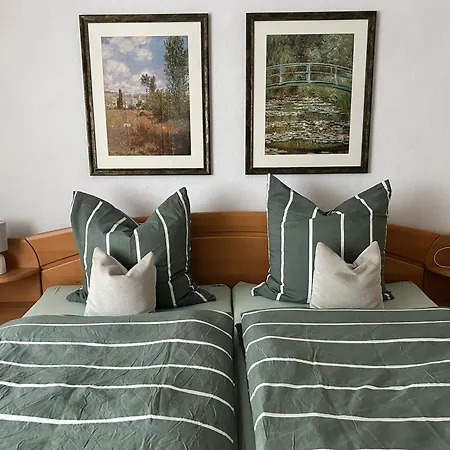 Im Lohbusch * باد اوينهاوسن